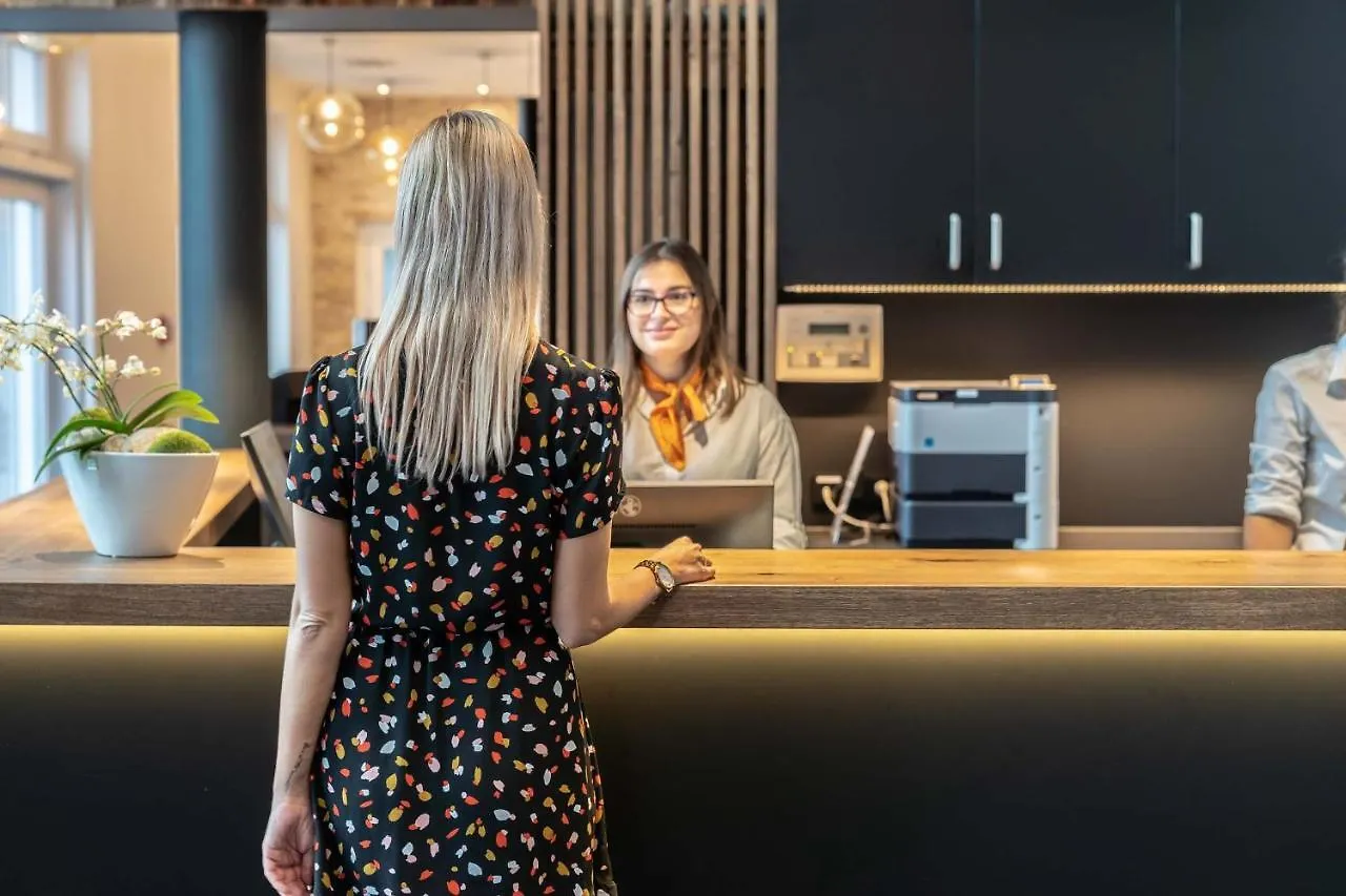 Augsburg Hotel Sonnenhof Gersthofen 4*,  Alemania